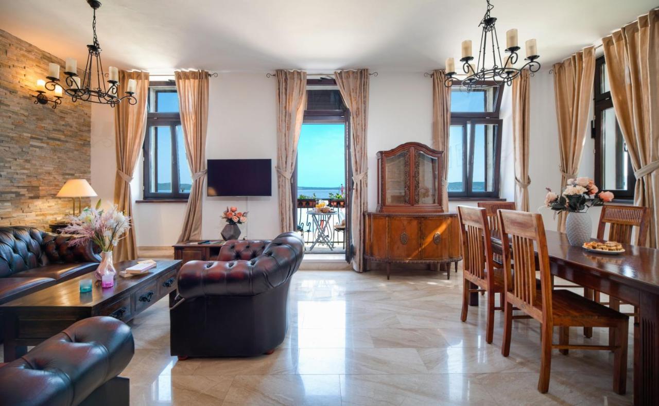 Luxury Apartments Perko Kaštela Eksteriør billede