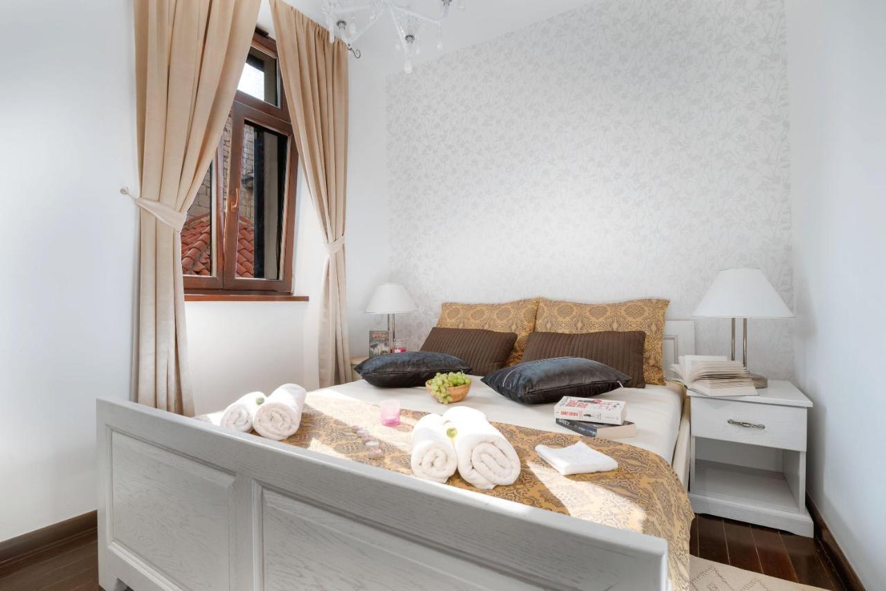 Luxury Apartments Perko Kaštela Eksteriør billede