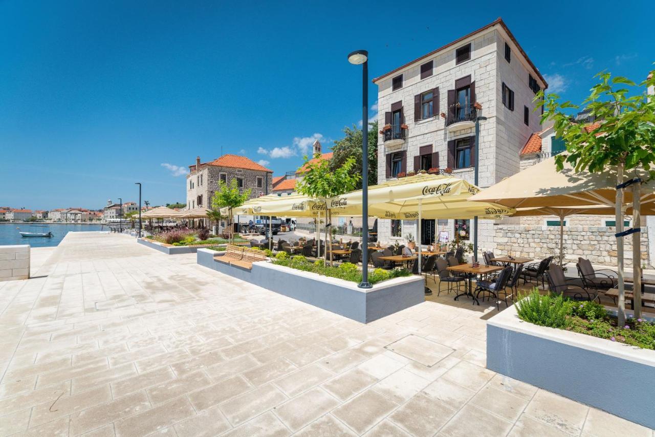 Luxury Apartments Perko Kaštela Eksteriør billede