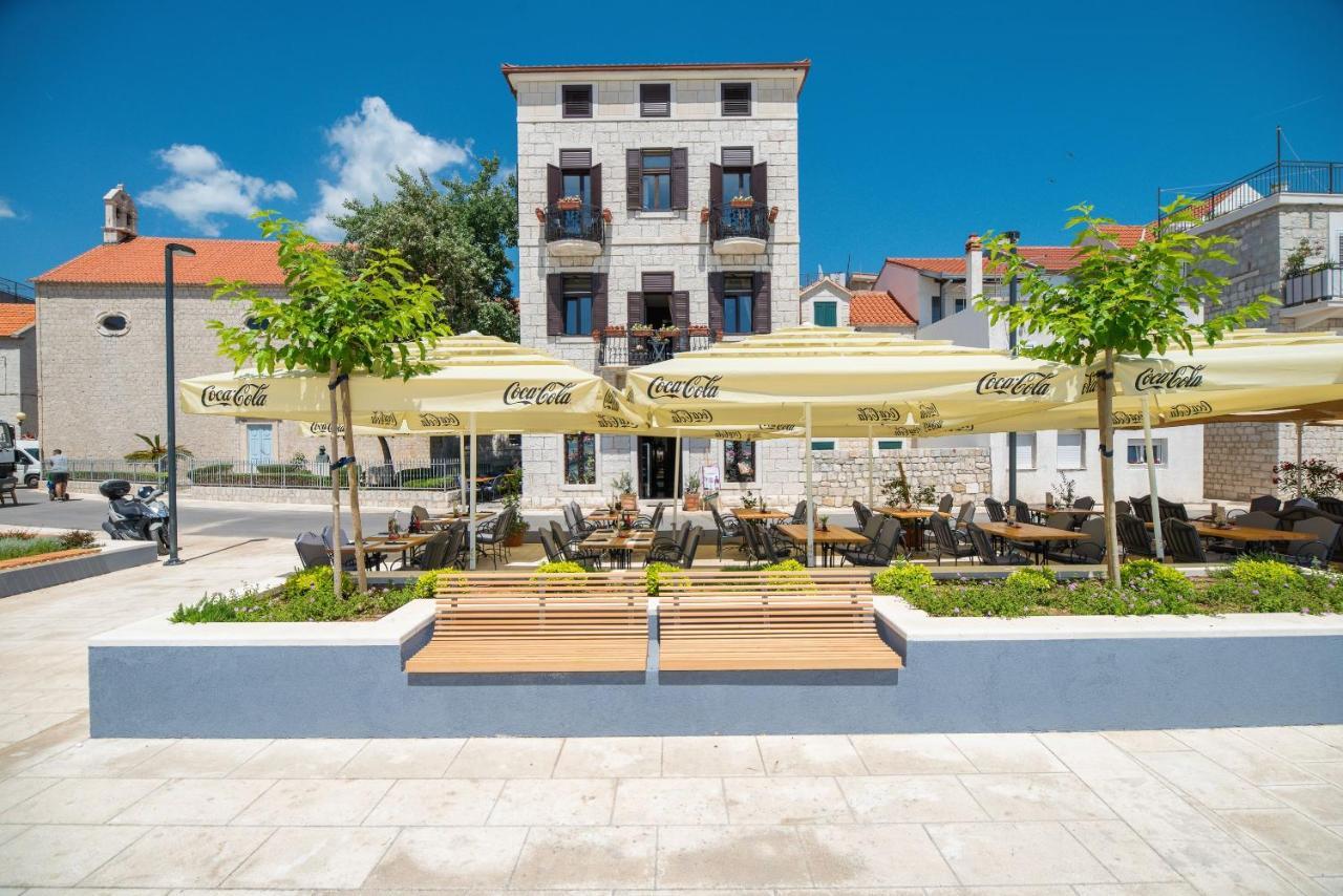 Luxury Apartments Perko Kaštela Eksteriør billede
