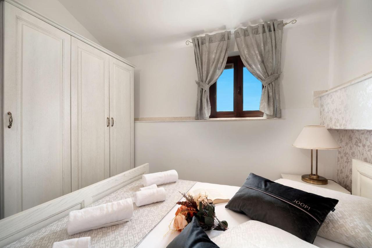 Luxury Apartments Perko Kaštela Eksteriør billede